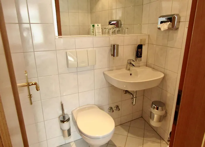 Hexenkessel Gasthuis 3*